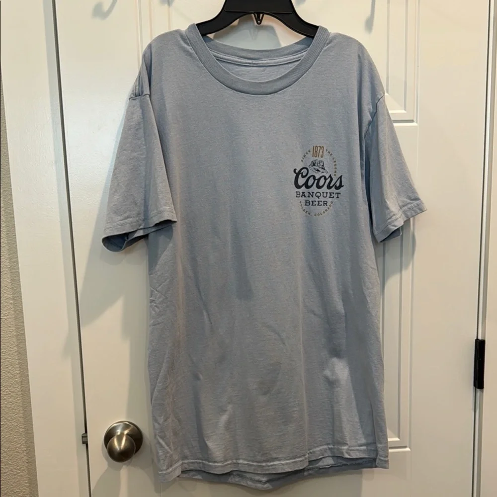 Casual Gray Short Sleeve Tees with Graphic Designs - Picture 3 of 4
